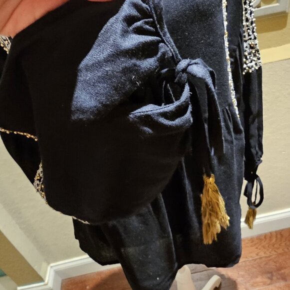 Sweet Magnolia Embroidered Boho S Black Tunic W & Tassel  S - Picture 6 of 9